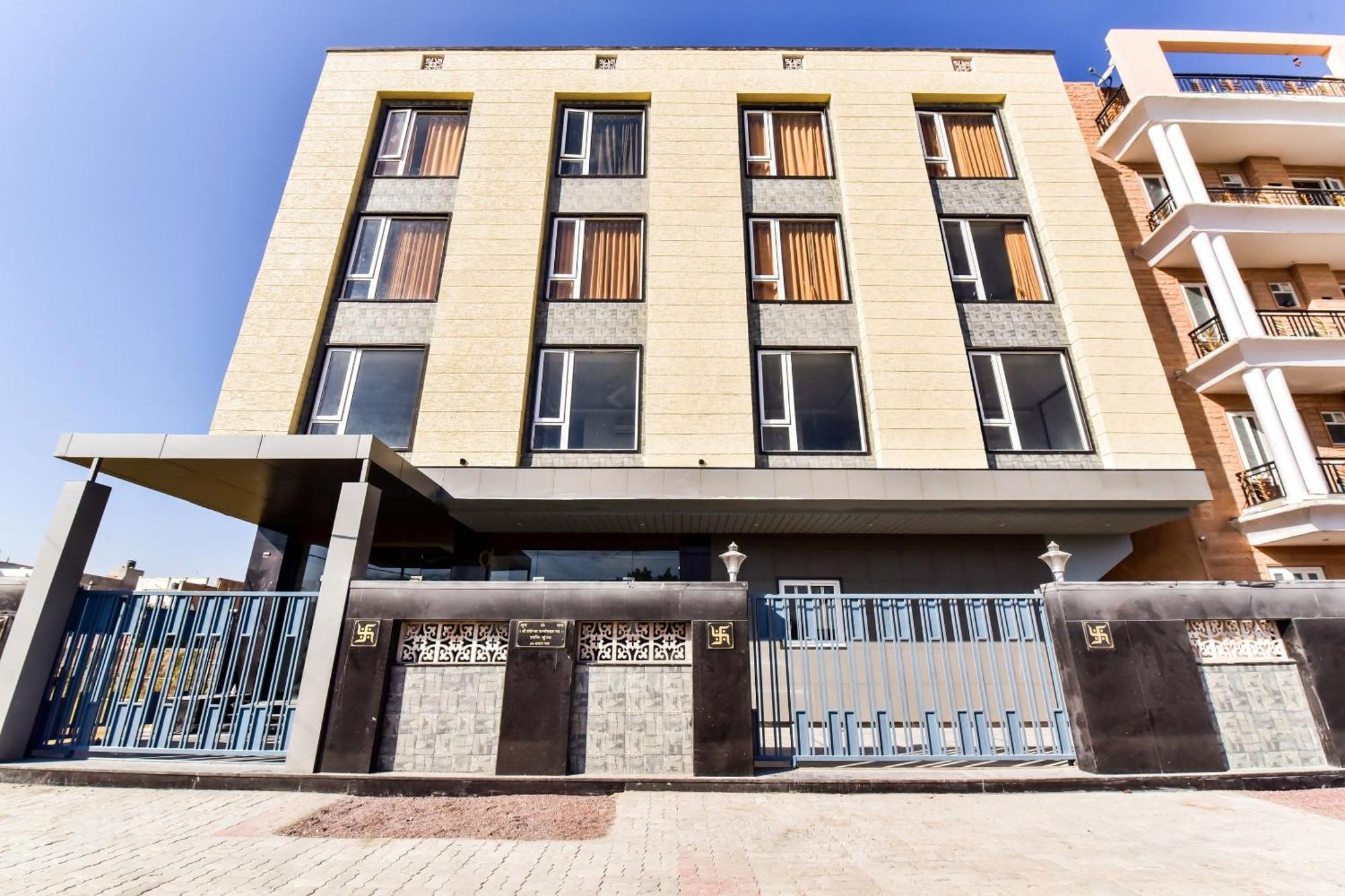Capital O Maurya Inn Джодпур Екстериор снимка